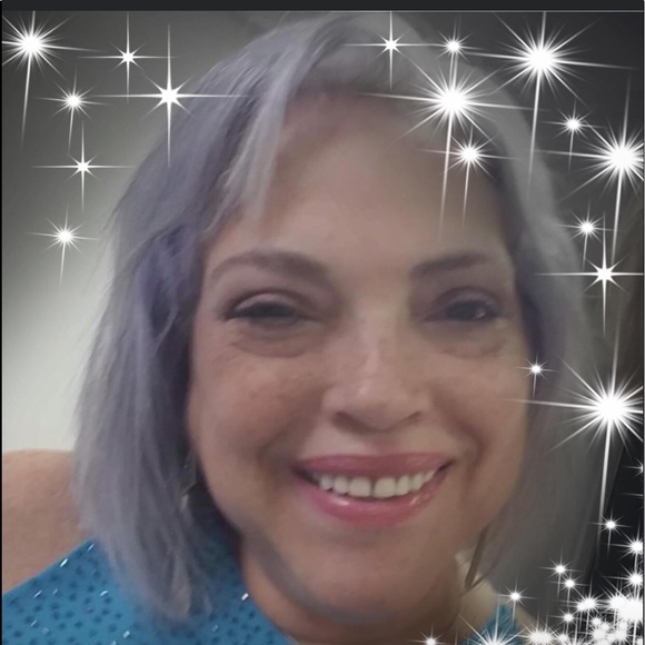 Meet your Posher, Sue - Picture 2 of 2